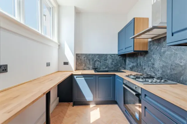 Photo 2 — Cranwich Road, Stamford Hill, London, N16