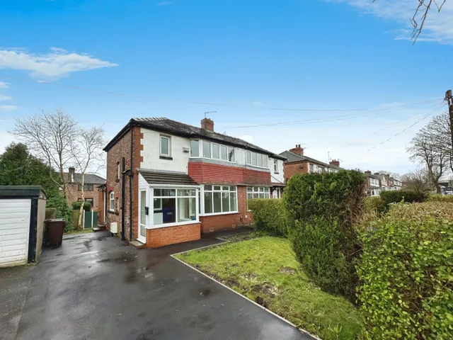 Thatch Leach Lane, Whitefield, M45, photo 1