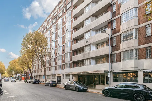 Sloane Avenue, London, SW3, photo 1