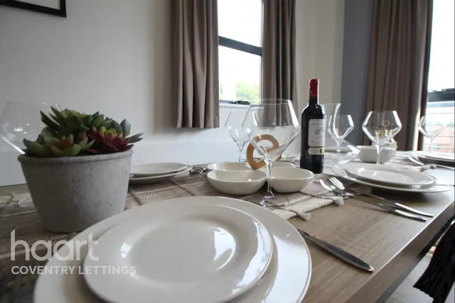 Professional ALL BILLS INCLUSIVE Accomodation, CV1, photo 3