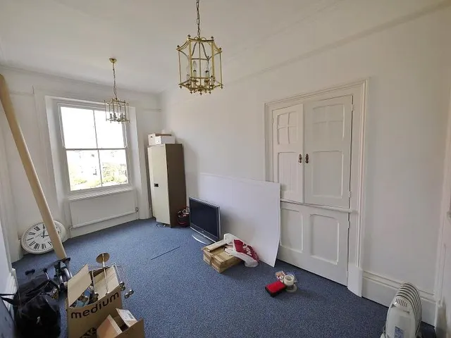 Ingrave Road, Brentwood, CM14, photo 2
