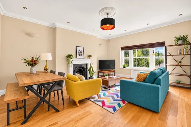 Photo 2 — Tollington Place, London, N4