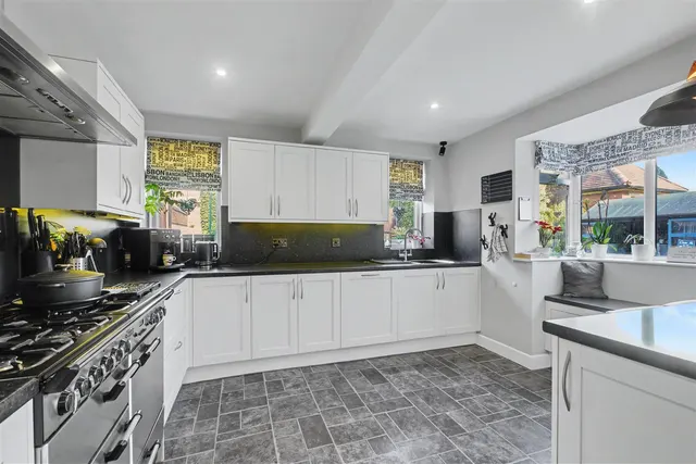 Ilkeston Road, Trowell, NG9, photo 3