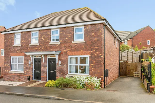 Whetstone Street, Redditch, photo 1