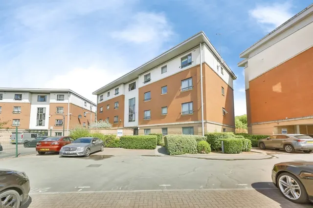 West Cotton Close, Northampton, photo 1