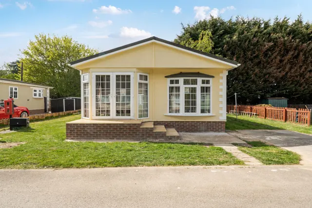 Chapel Farm Park, Horncastle, LN4, photo 1
