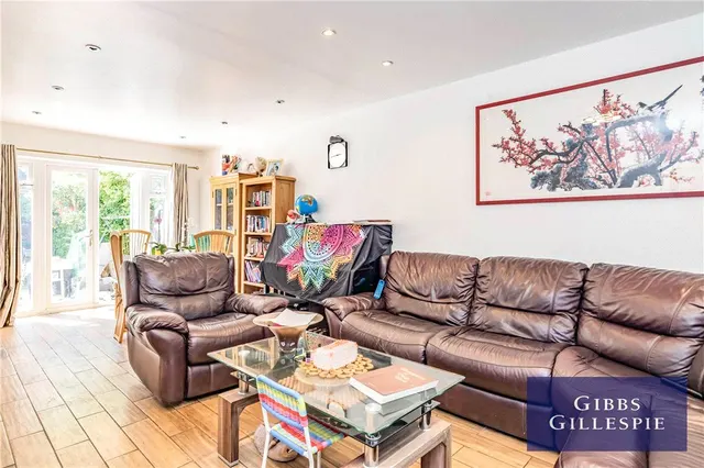 Marsh Lane, Stanmore, HA7, photo 2