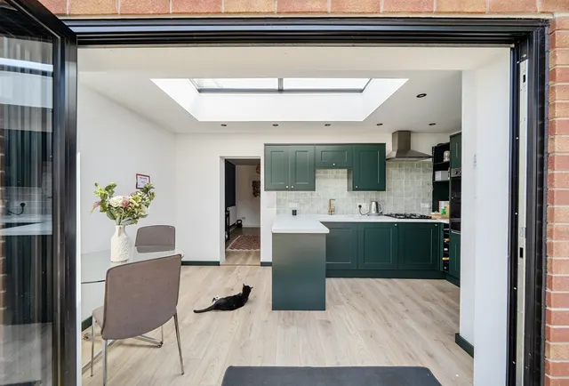 Photo 3 — Ferndale Avenue, Longwell Green, BS30 9XT