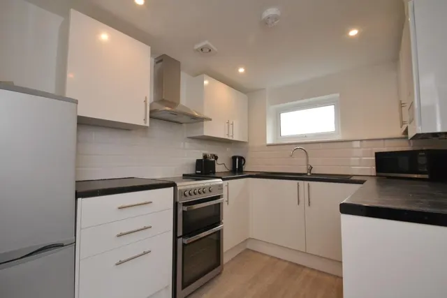 Thorn Grove, Fallowfield, M14, photo 1