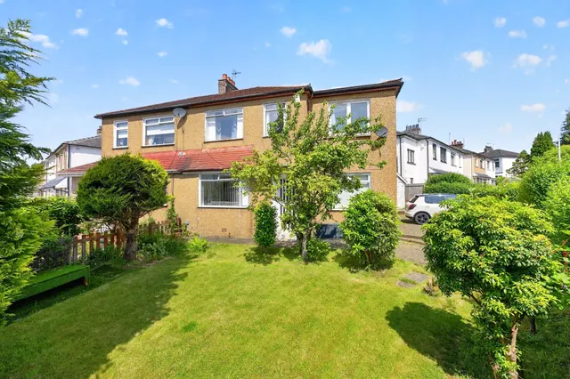 Clifton Road, Giffnock, Glasgow, photo 1