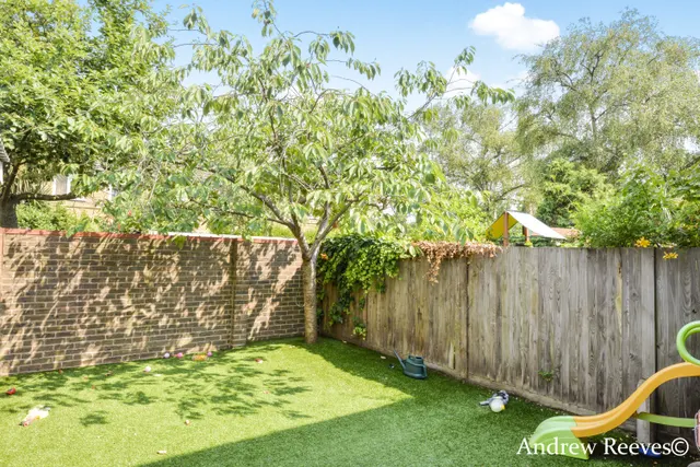 Gainsborough Road, Kew, TW9, photo 3