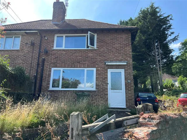 Vernon Way, Guildford, GU2, photo 1