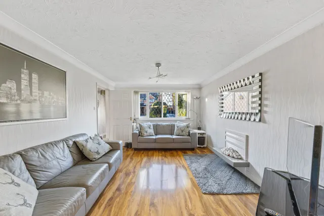 Photo 3 — Fleetwood Close, Great Sankey, Warrington, Warrington, WA5 2US