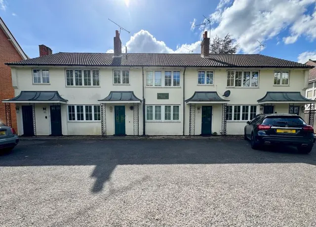 Park Lane, Beaconsfield HP9 2HS, photo 1