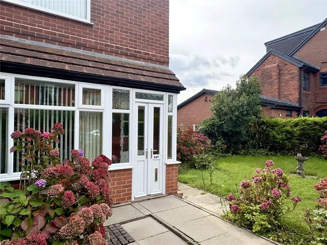 Middleton Road, Chadderton, OL9, photo 2