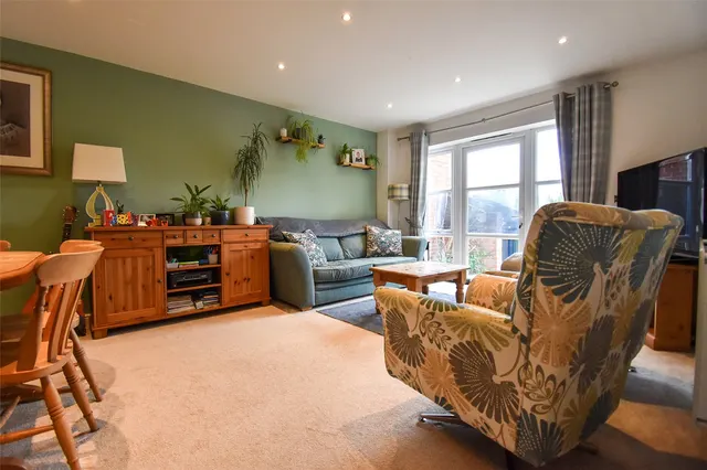 Photo 3 — Blacksmith Close, Aldershot, Hampshire, GU12 4SR