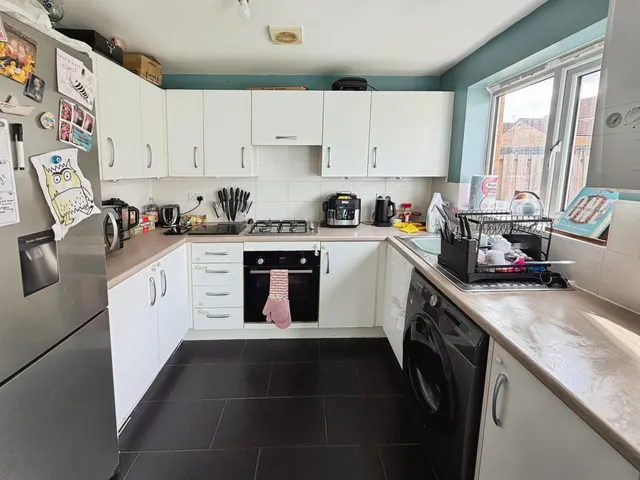 Mizzen Road, Chesterfield, S43, photo 2