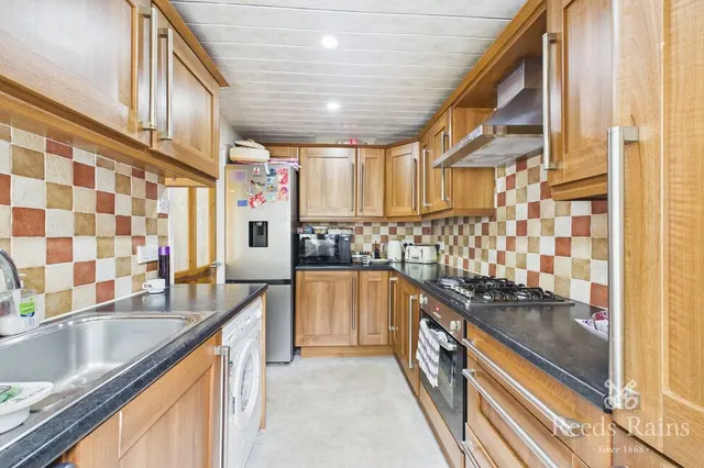 Norwood Road, Birkby, HD2, photo 3