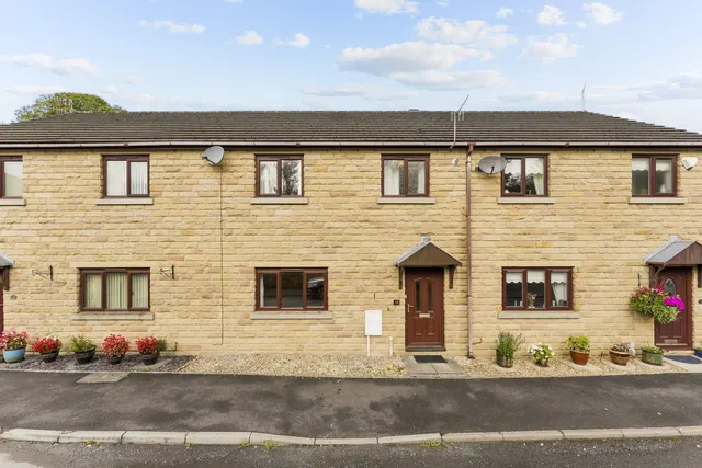 Wharf Road, Whaley Bridge, photo 1