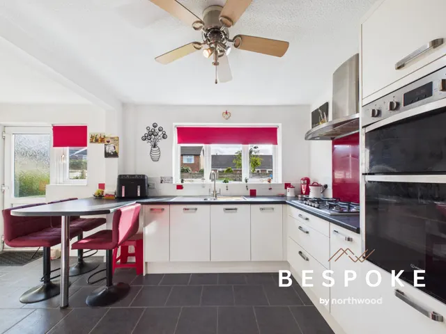 Bridgemere Close, Sandbach, CW11, photo 3