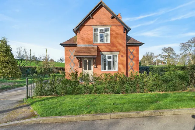 The Lodge Wirswall Whitchurch, SY13, photo 2