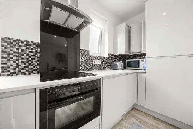 Cedars Road, Clapham, SW4, photo 1