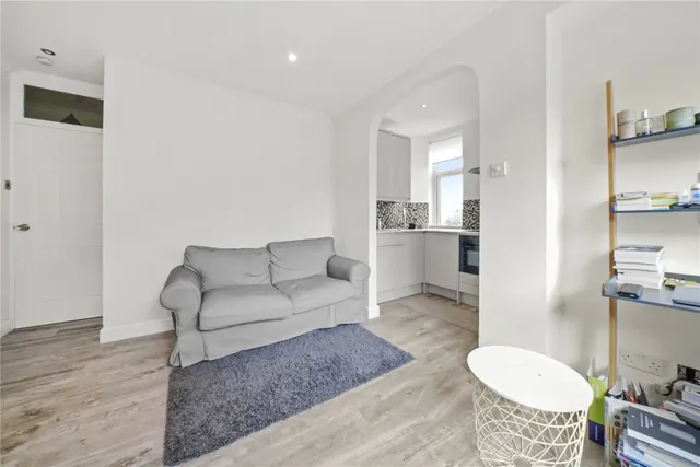 Cedars Road, Clapham, SW4, photo 2