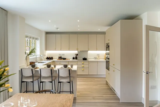 The Mulberry, Headley Chase, KT18, photo 3
