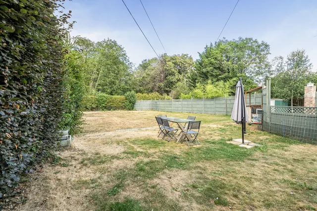 Photo 2 — Bishopton Lane, Stratford-Upon-Avon, ...