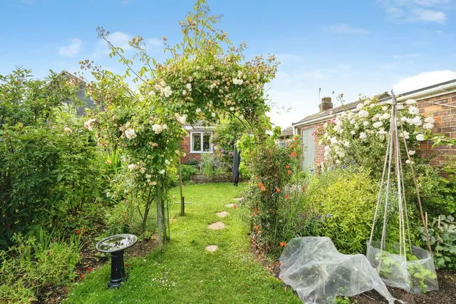 Photo 2 — Mill Close, Pulham Market, Diss