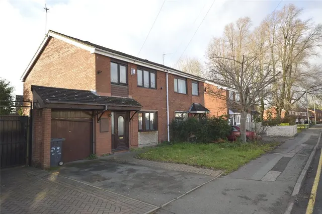 Broad Street, Bilston, West Midlands, WV14, photo 1
