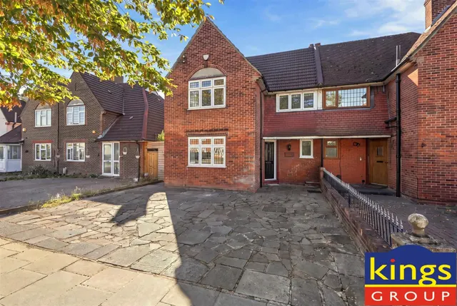 Church Street, Edmonton, N9, photo 1