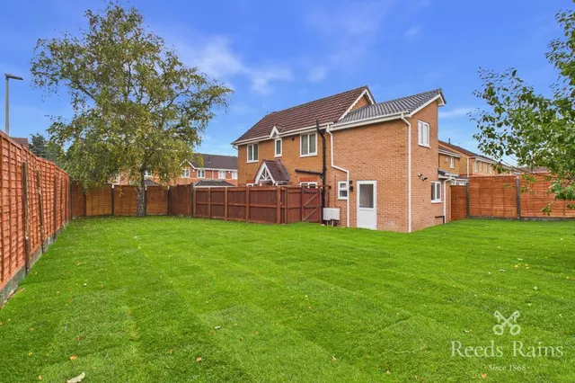 Inglesham Close, Manchester, M23, photo 2