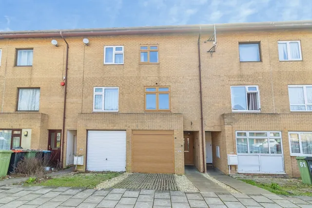 Towan Avenue, Fishermead, MK6, photo 1