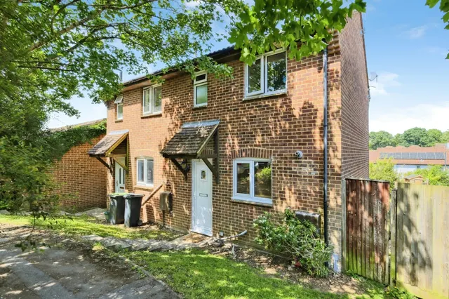 Ashmore Close, BLANDFORD FORUM, photo 1