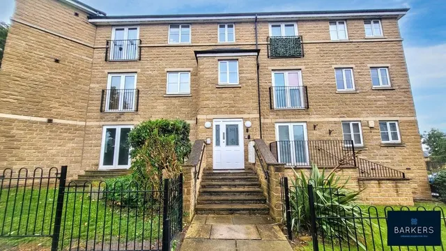 Photo 2 — Bank View, Birkenshaw BD11 2AG