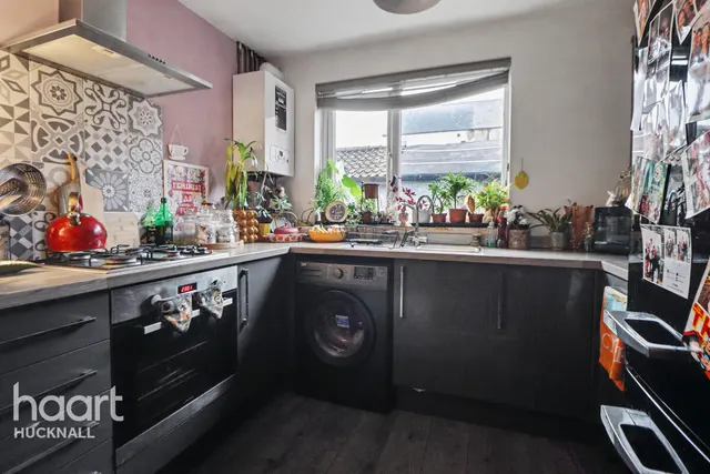 Florence Street, Nottingham, NG15, photo 3