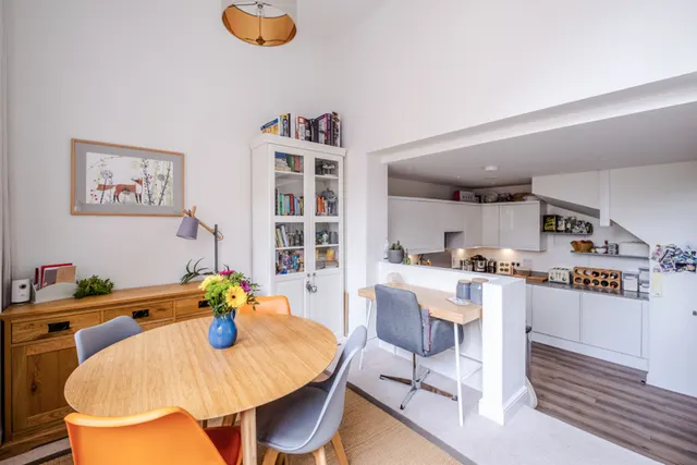 Coronation Avenue, Bath, BA2, photo 1