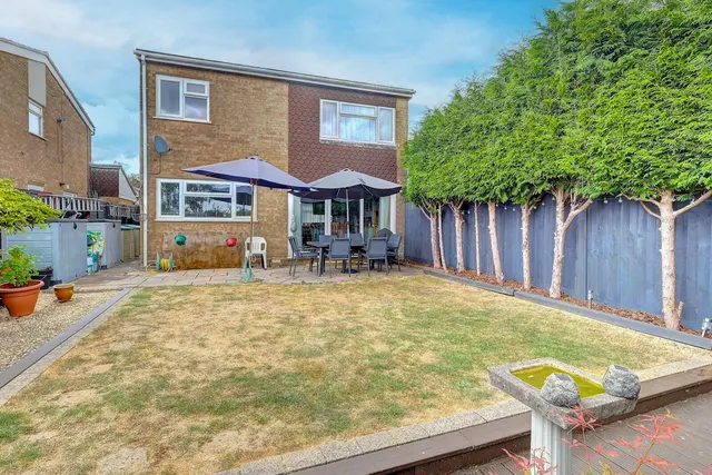 Nightingale Close, High Wycombe, HP15, photo 1