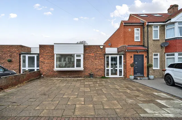Dorchester Avenue, 15c Dorchester Avenue Bexley Greater London Bexley, BEXLEY, Kent, DA53AH, photo 1