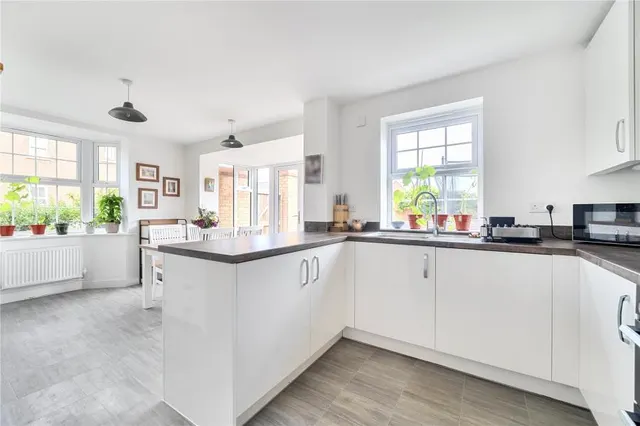 Wivell Drive, Abingdon, OX14, photo 2