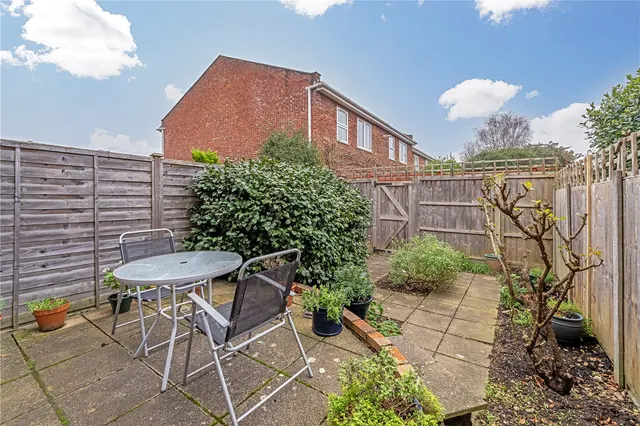 Photo 2 — Appleby Close, Twickenham, TW2 5NA