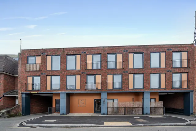 Field End Road, Ruislip, HA4, photo 2