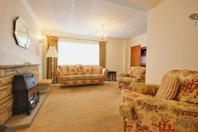 Photo 3 — Ashcourt Drive, Hornsea