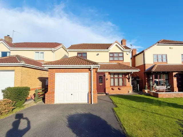 St. Bedes Avenue, Fishburn, TS21, photo 1