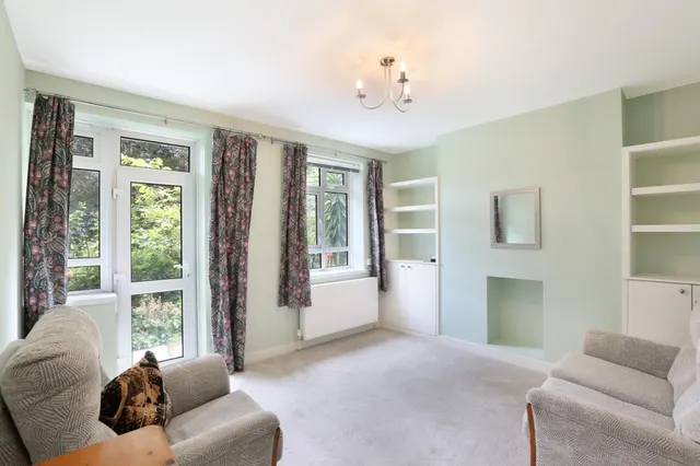 Champion Hill Estate, London, SE5, photo 1