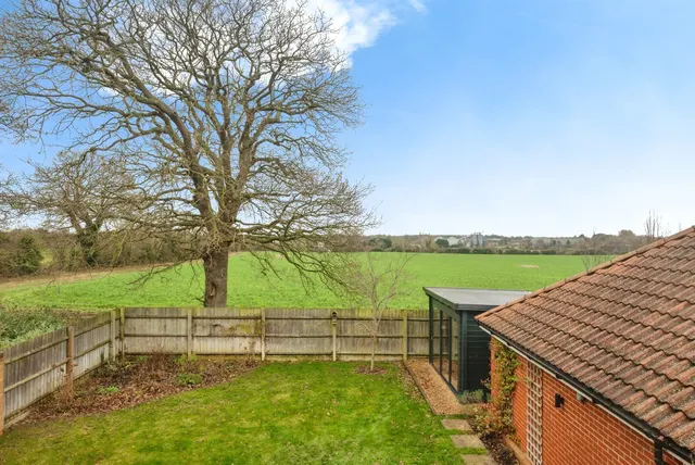 Buckenham Road, Aylsham, NR11, photo 2