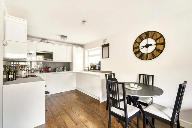 The Avenue, Surbiton, KT5, photo 3