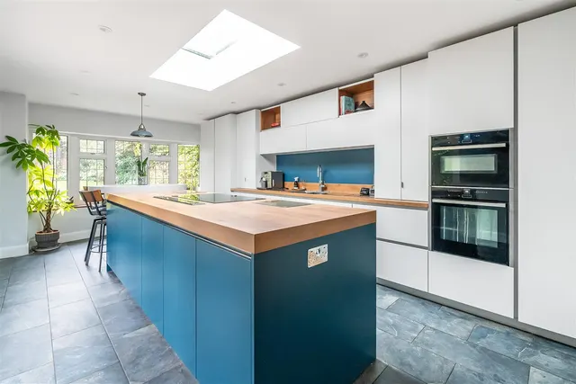 Fir Tree Road, Leatherhead, KT22, photo 3