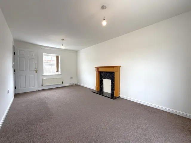 Photo 3 — Berechurch Road, South Colchester